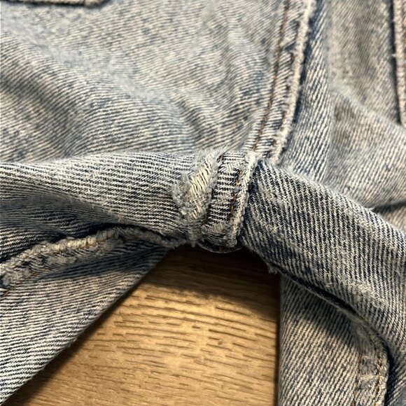 VTG Levis 550 Destroyed Denim Jeans 33x30 Blue Faded USA Made Tapered Grunge - Picture 7 of 12